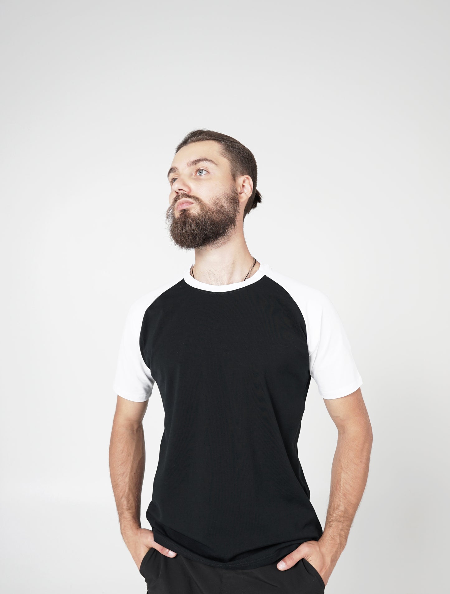 Men's Contrast Raglan T-shirt - Black
