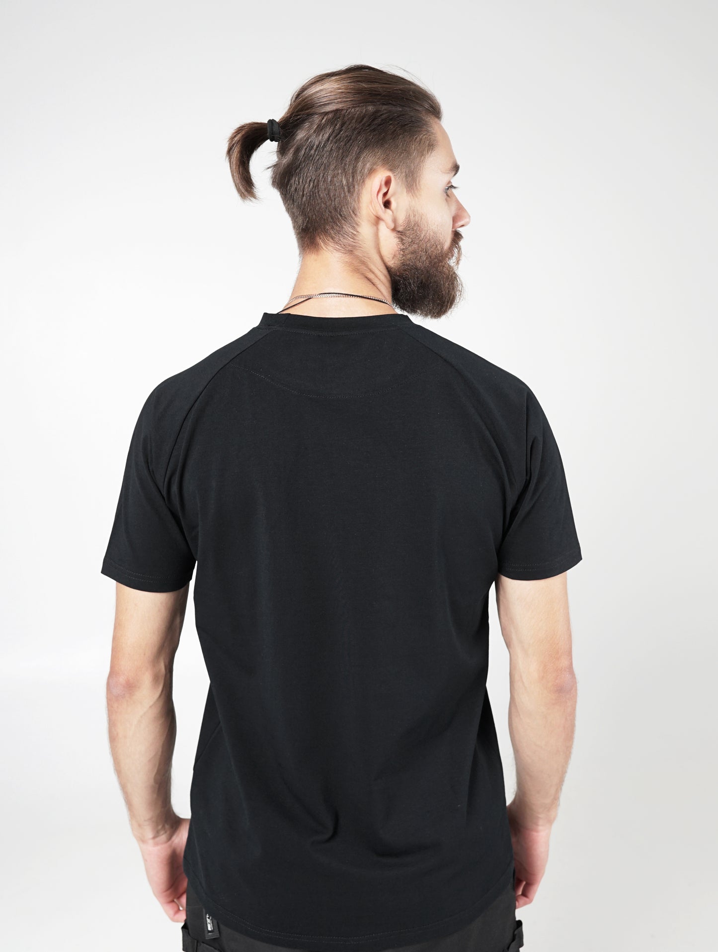 Men's Raglan T-shirt - Black - AmanAman Classic