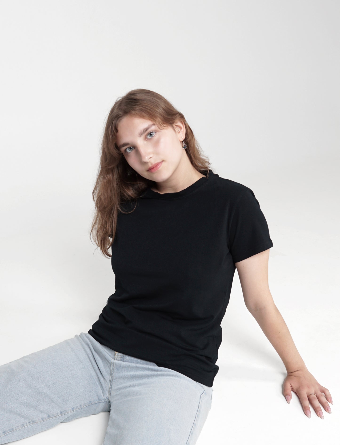 Women's Basic T-shirt - Black